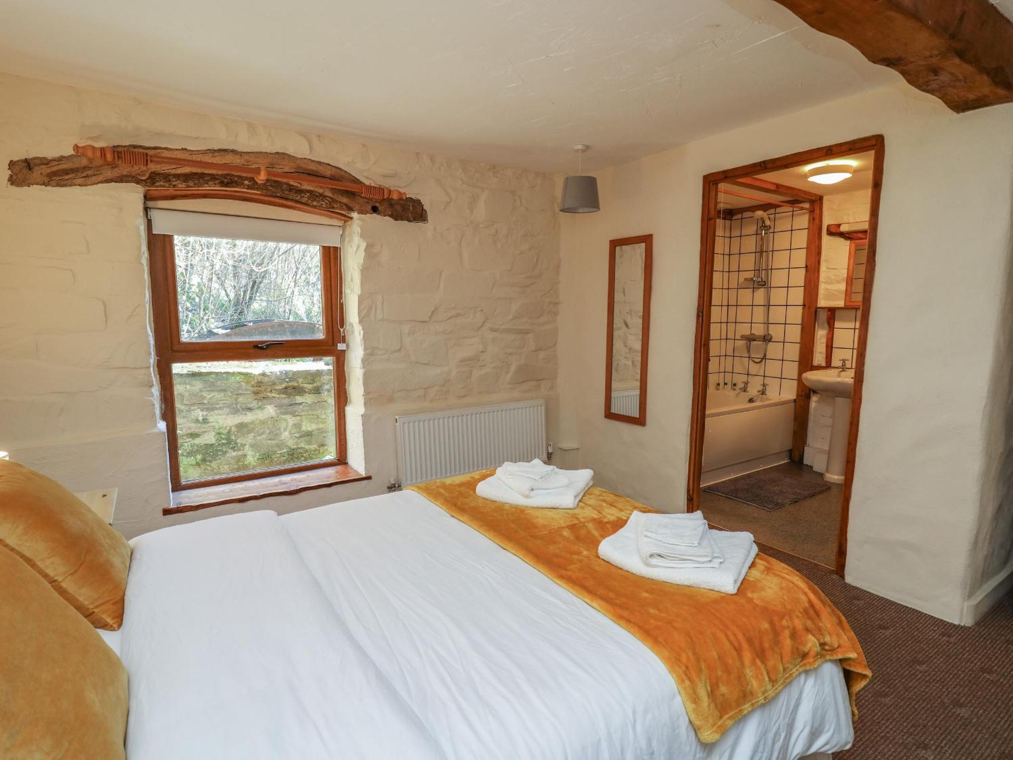 Y Felin Villa Llanybydder ภายนอก รูปภาพ