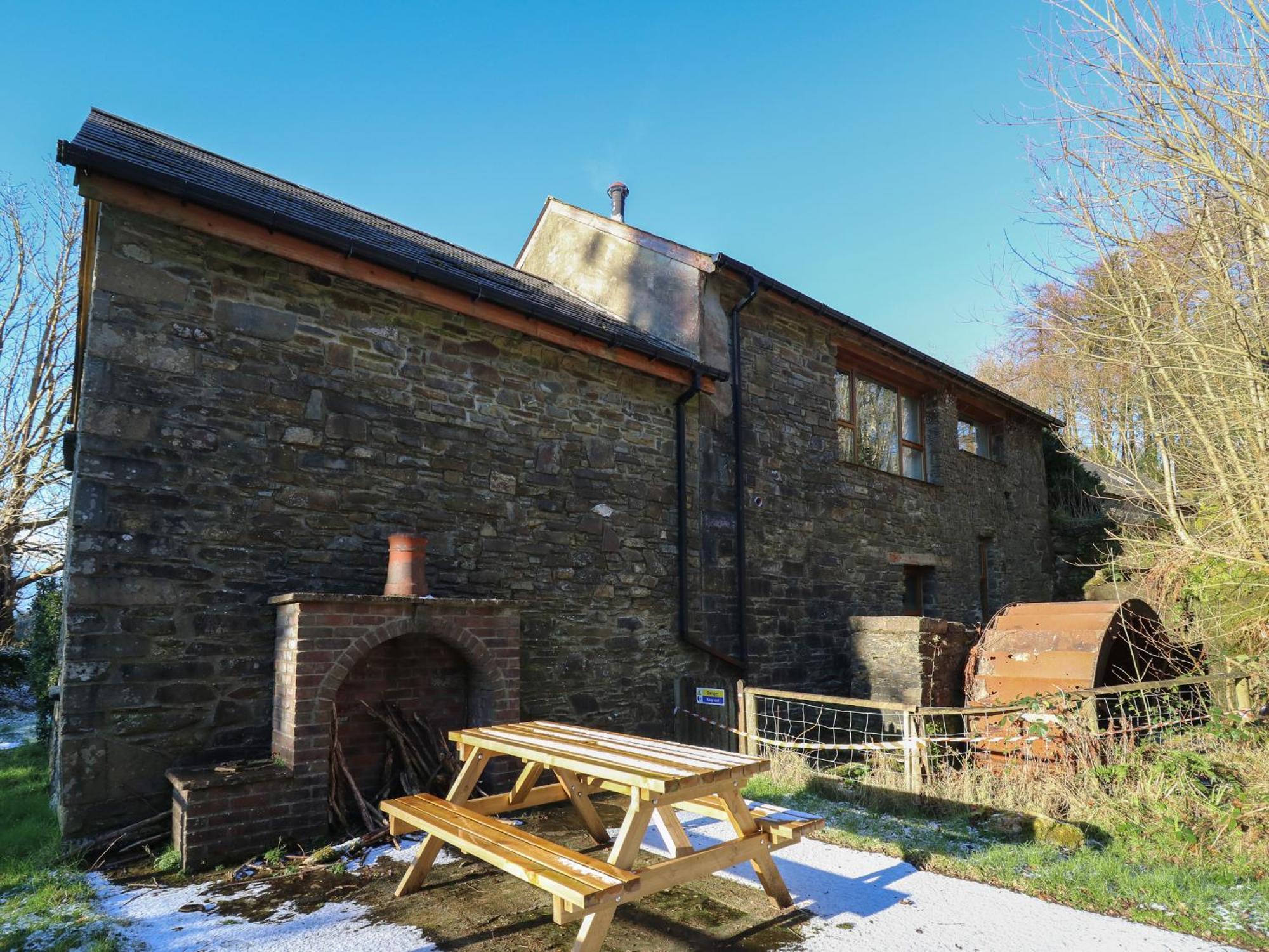 Y Felin Villa Llanybydder ภายนอก รูปภาพ