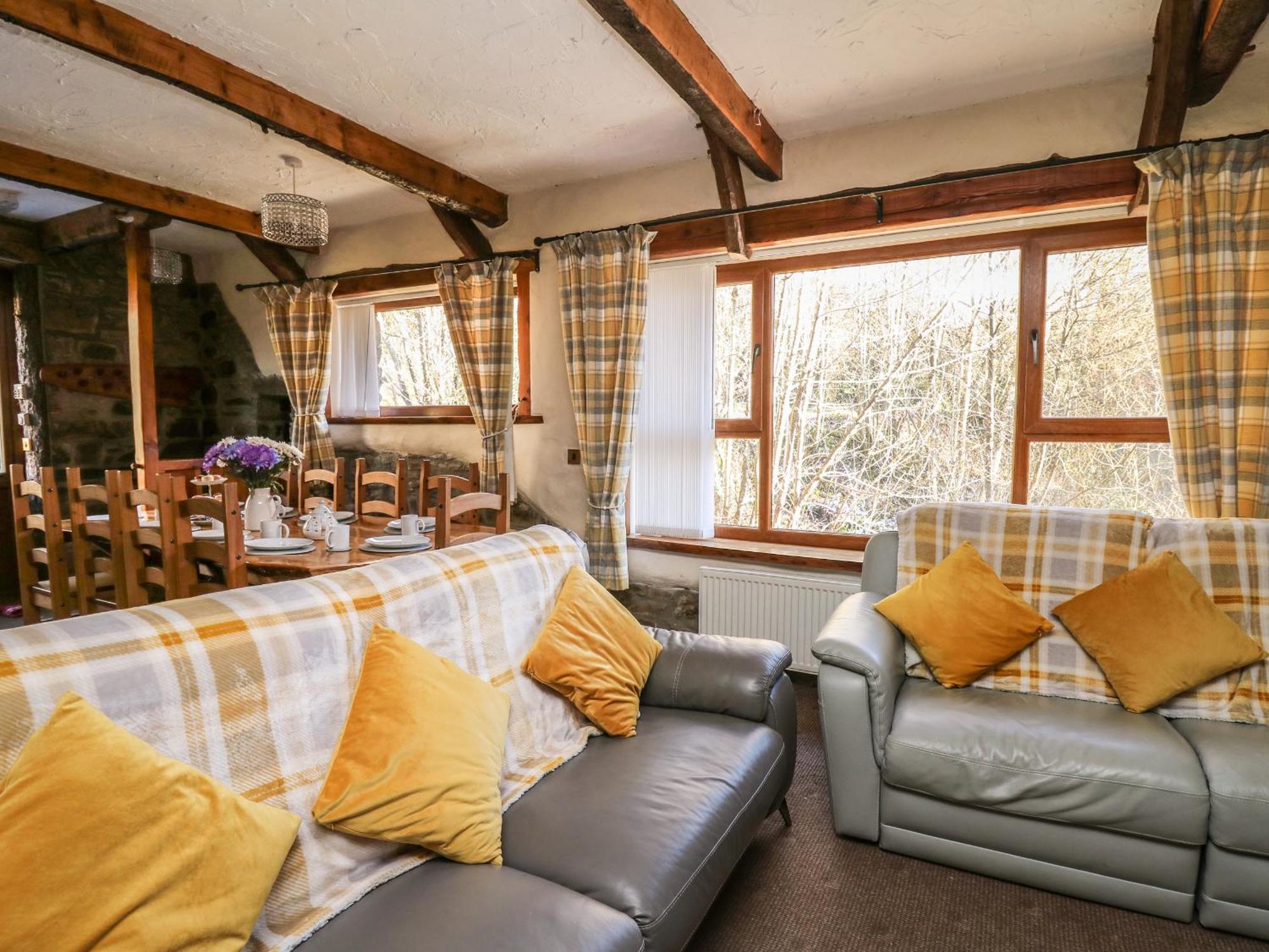 Y Felin Villa Llanybydder ภายนอก รูปภาพ